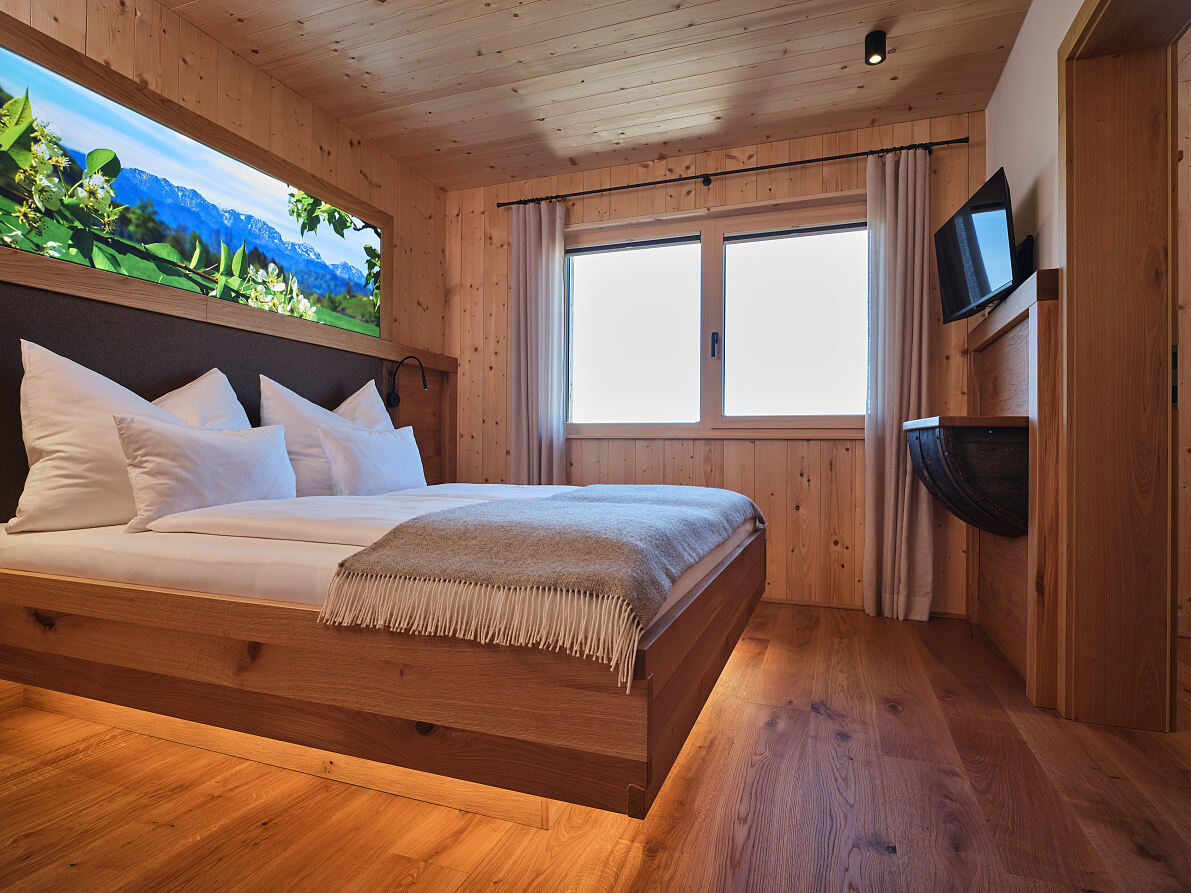 aigner254001(c)michael liebert_sm