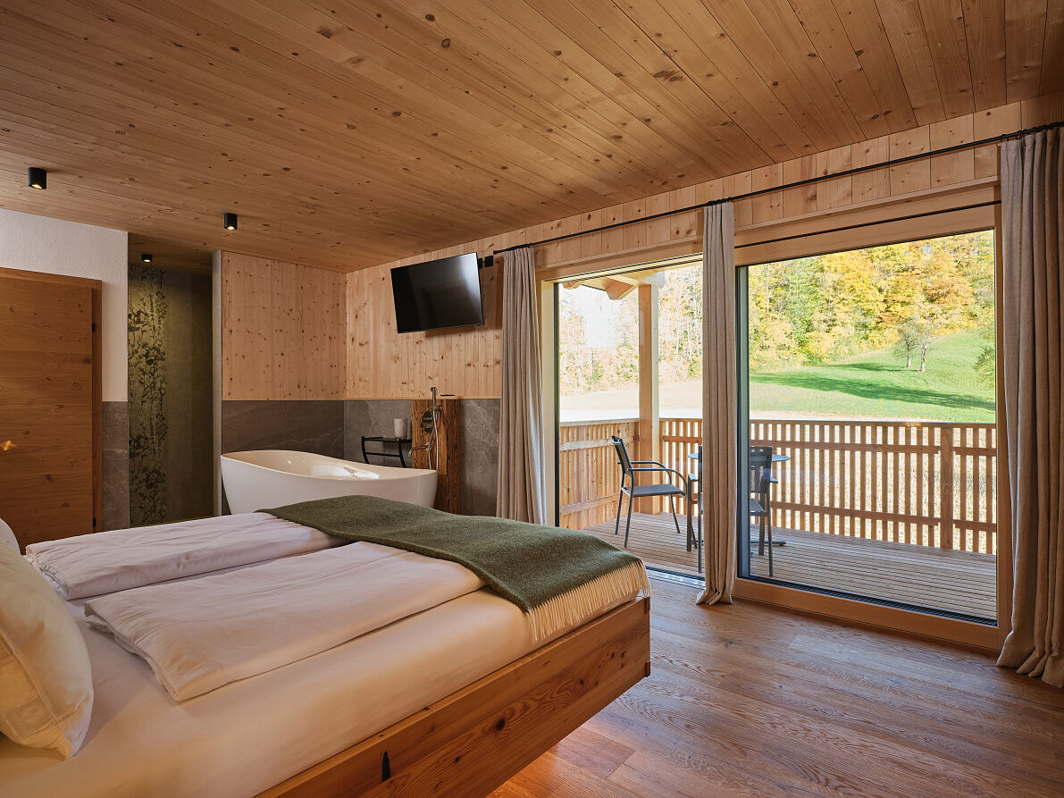 aigner254011(c)michael liebert_sm