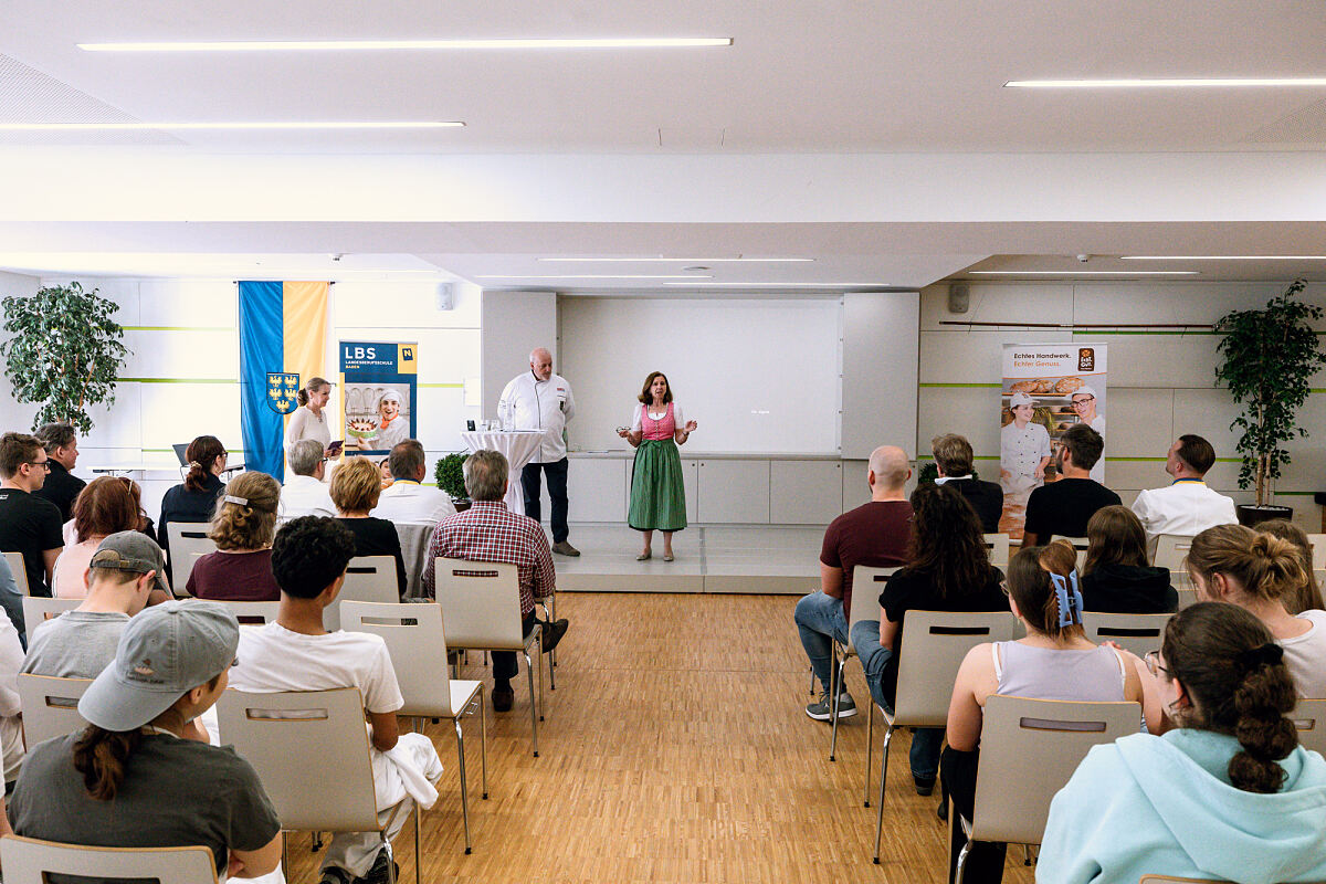 BG8A6802_2605_WKO-Infotag_Baecker_LBS-Baden_c_AndreasBiba