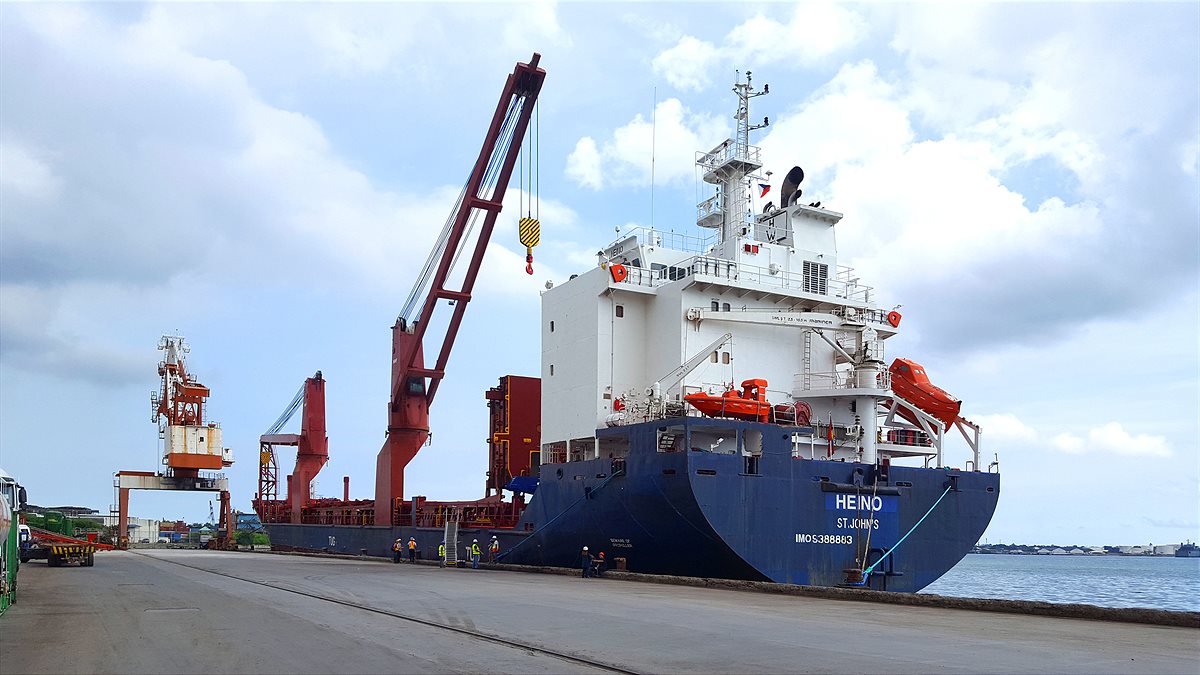 Rubner_Holzbau_Mactan_04-01-Schiff-Cebu