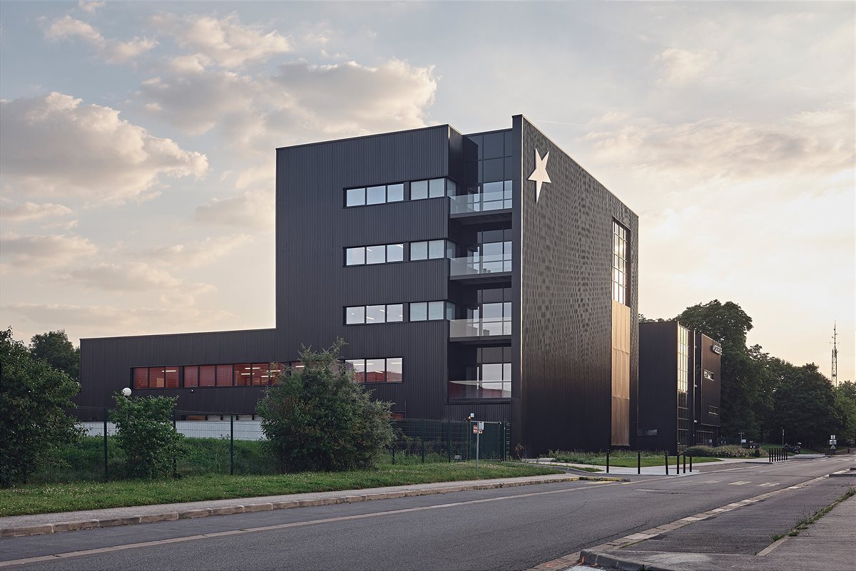 Enia architectes-Extension datacenter Celeste - Champs sur Marne - Demathieu Bard-Epaillard Machado-04_sm