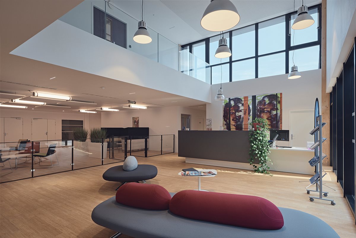 Enia architectes-Extension datacenter Celeste - Champs sur Marne - Demathieu Bard-Epaillard Machado-02_sm