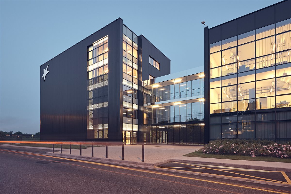 Enia architectes-Extension datacenter Celeste - Champs sur Marne - Demathieu Bard-Epaillard Machado-05_sm