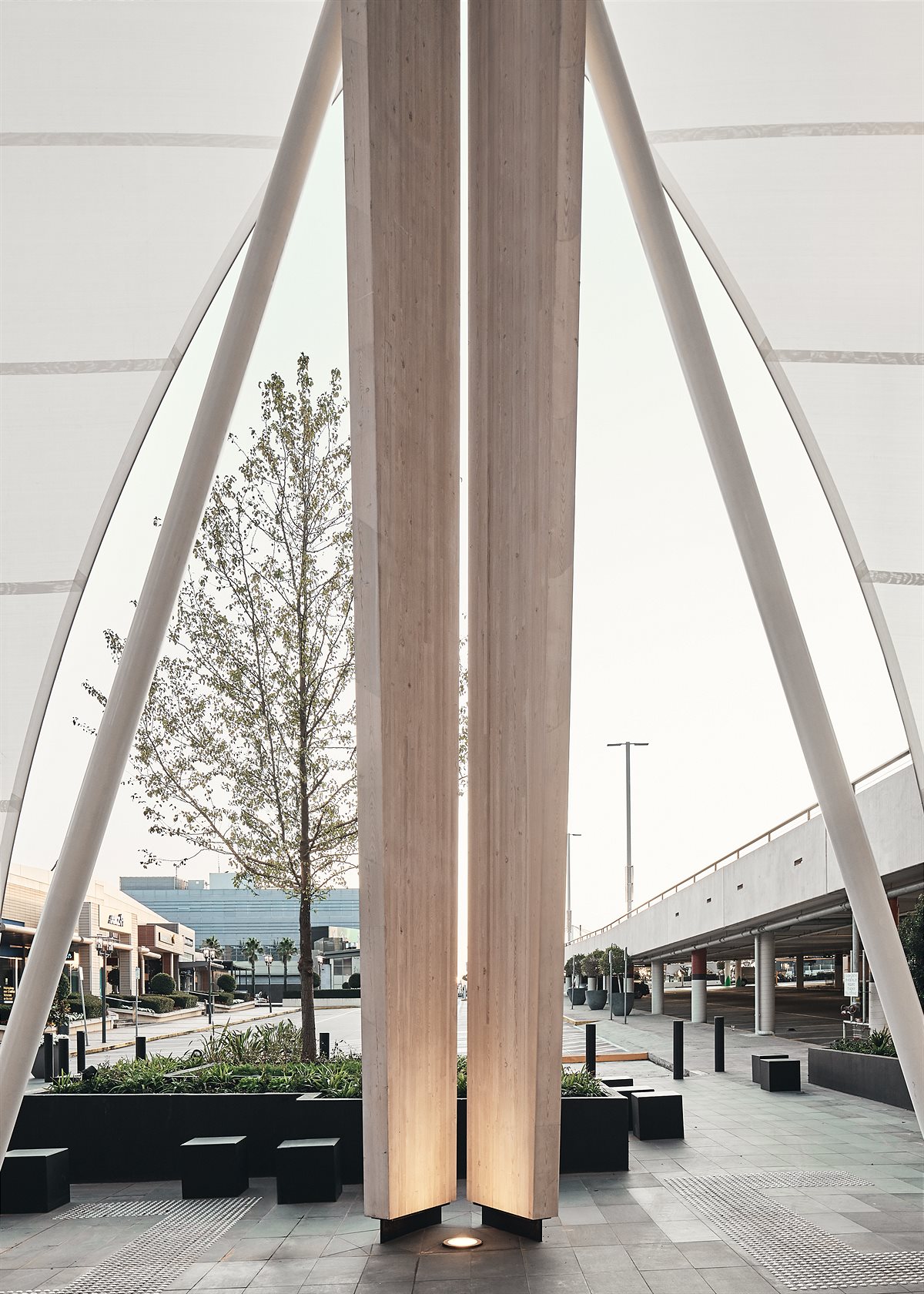 01585_00_N710-sm